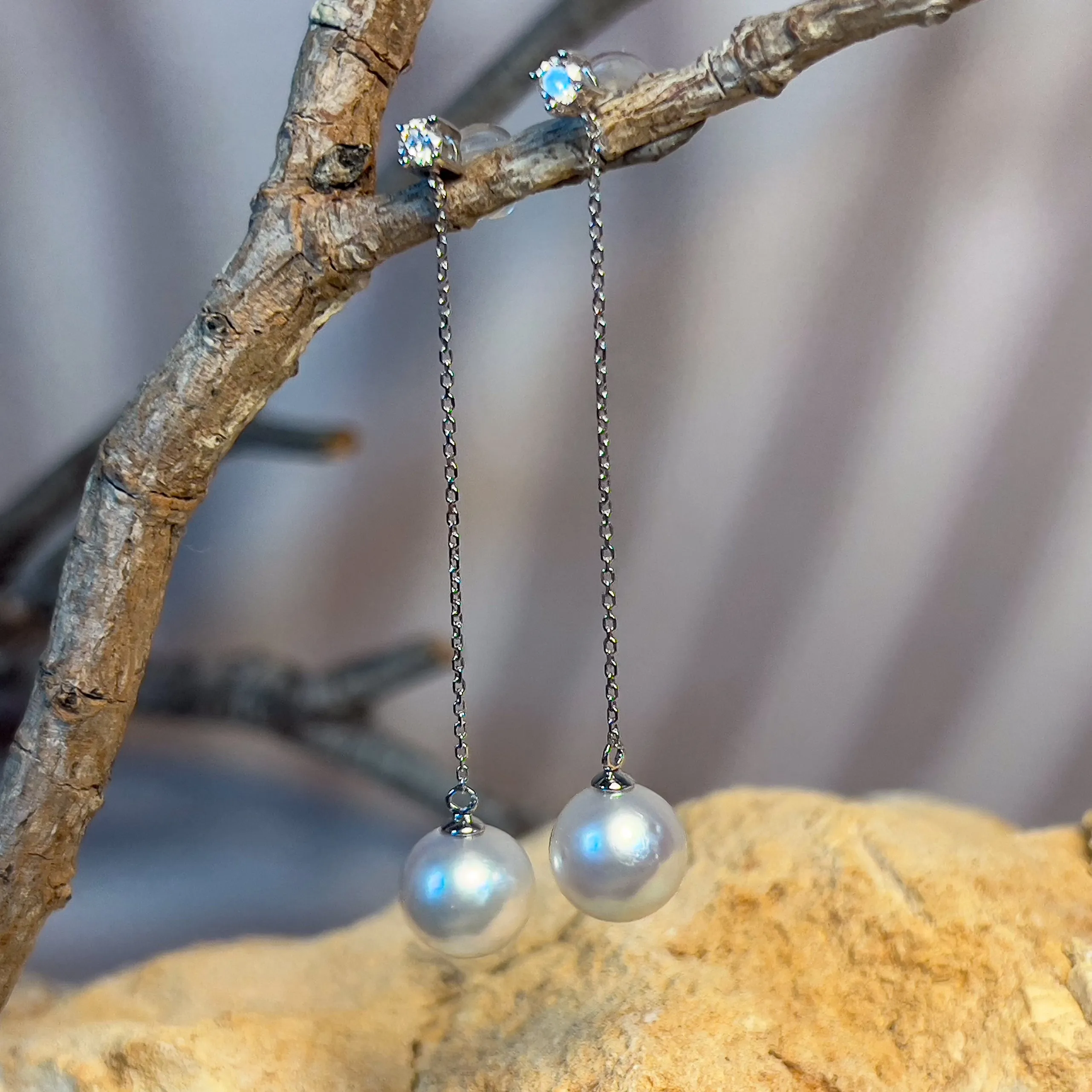 18kt White Gold dangling 8.5-9mm South Sea Pearl and diamond dangling earrings