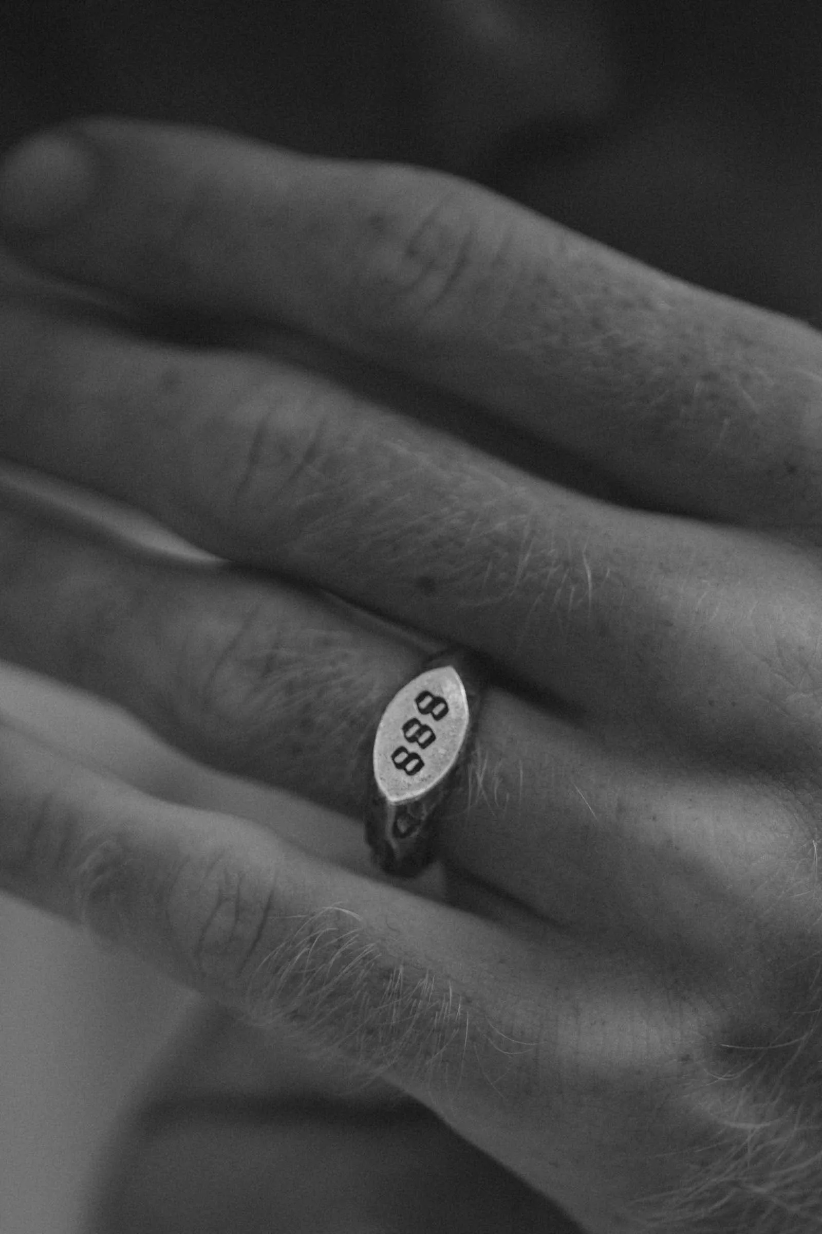 888 Ring