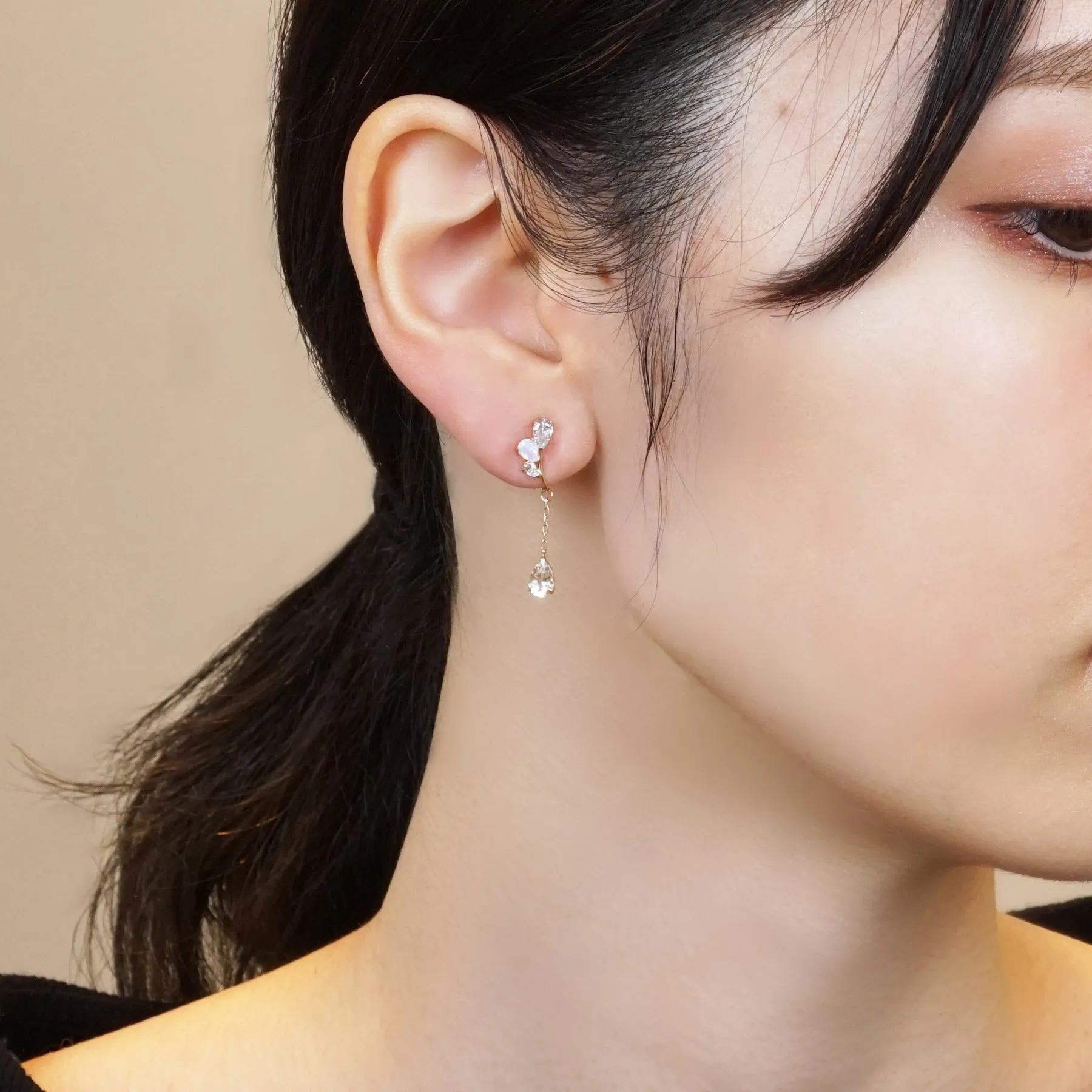 [Airy Clip-On Earrings] White Topaz Wing 2Way Earrings (10K Yellow Gold)