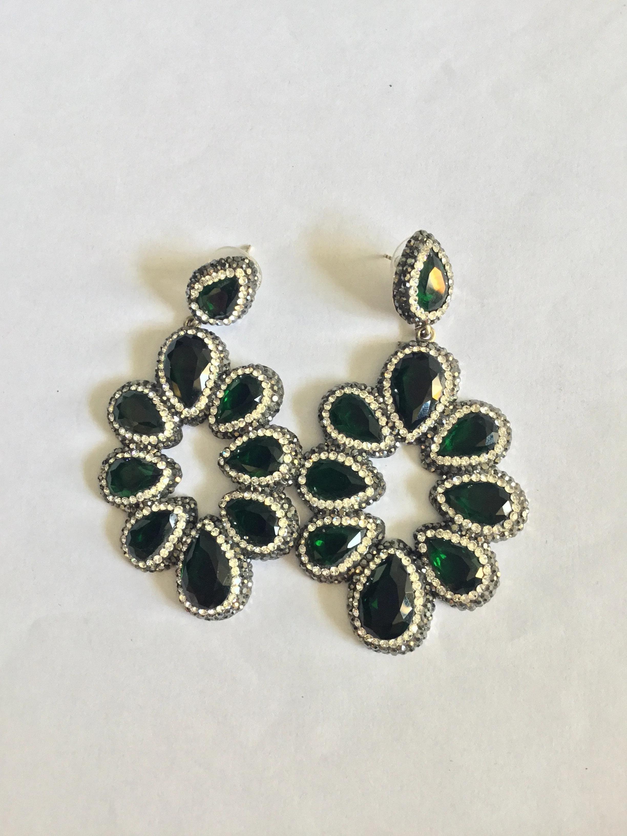 Aretes Flor Esmeralda