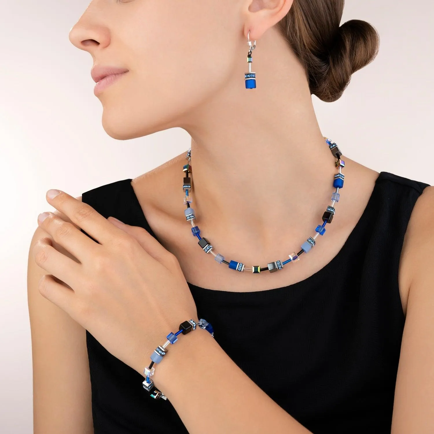 Coeur De Lion Cobalt Blue Grey Swarovski® Crystals GeoCUBE® Bracelet
