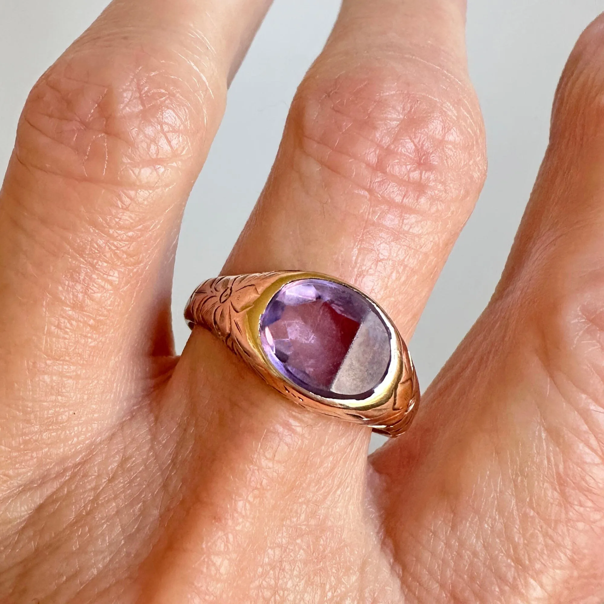 Forget Me Not Engraved Gold Amethyst Signet Ring, Sz 9.75