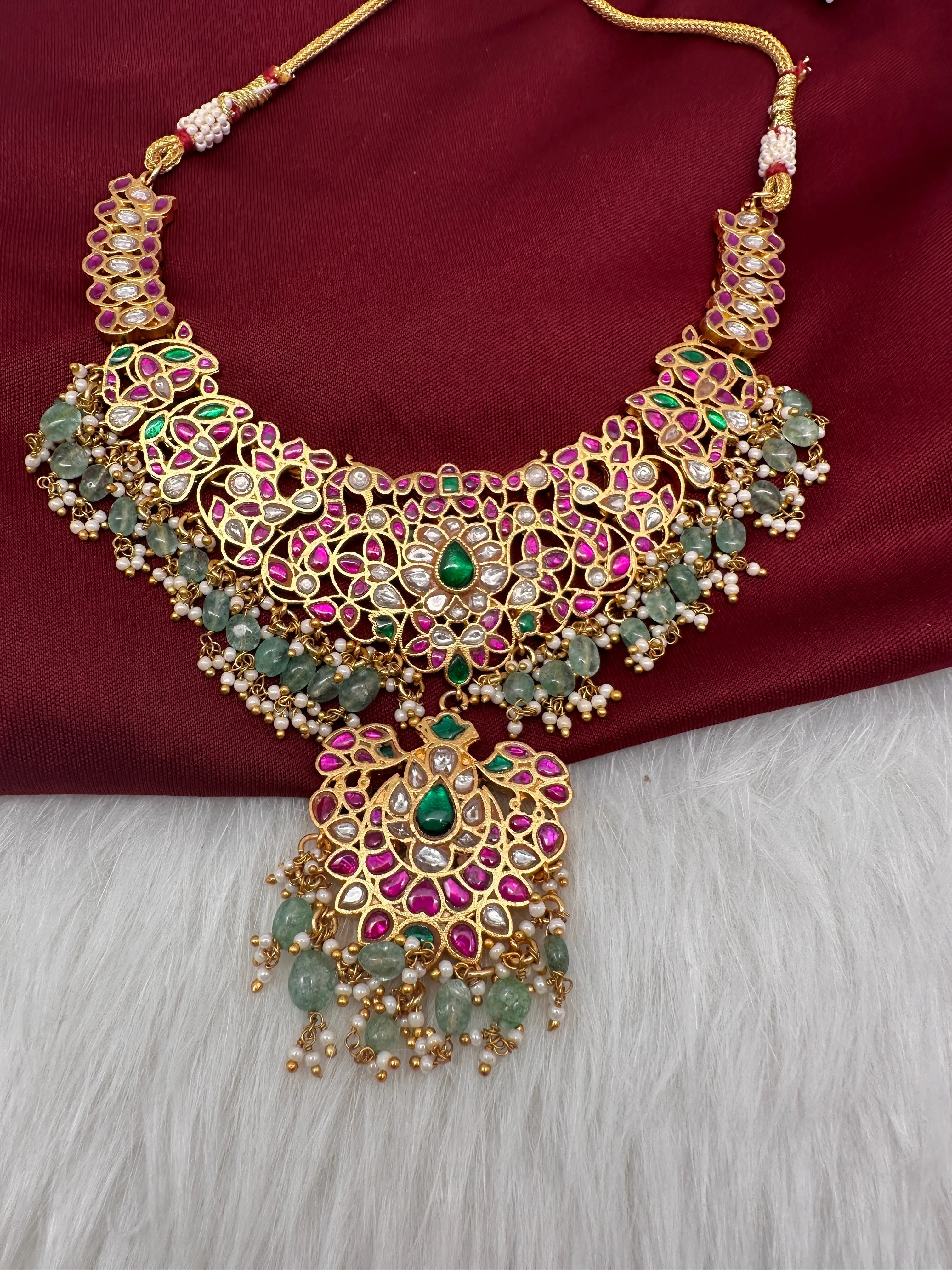 Jadau Kundan Short Neckline Necklace with Emerald Beads