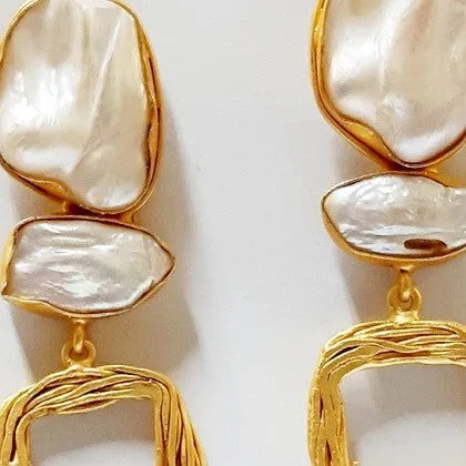 LARGE MABE PEARL STUD EARRINGS