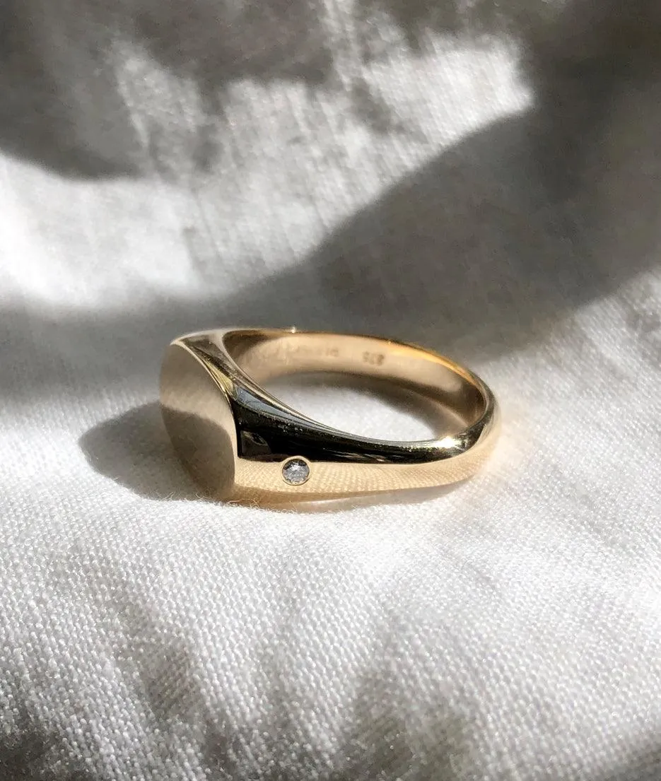 Large Oval Signet