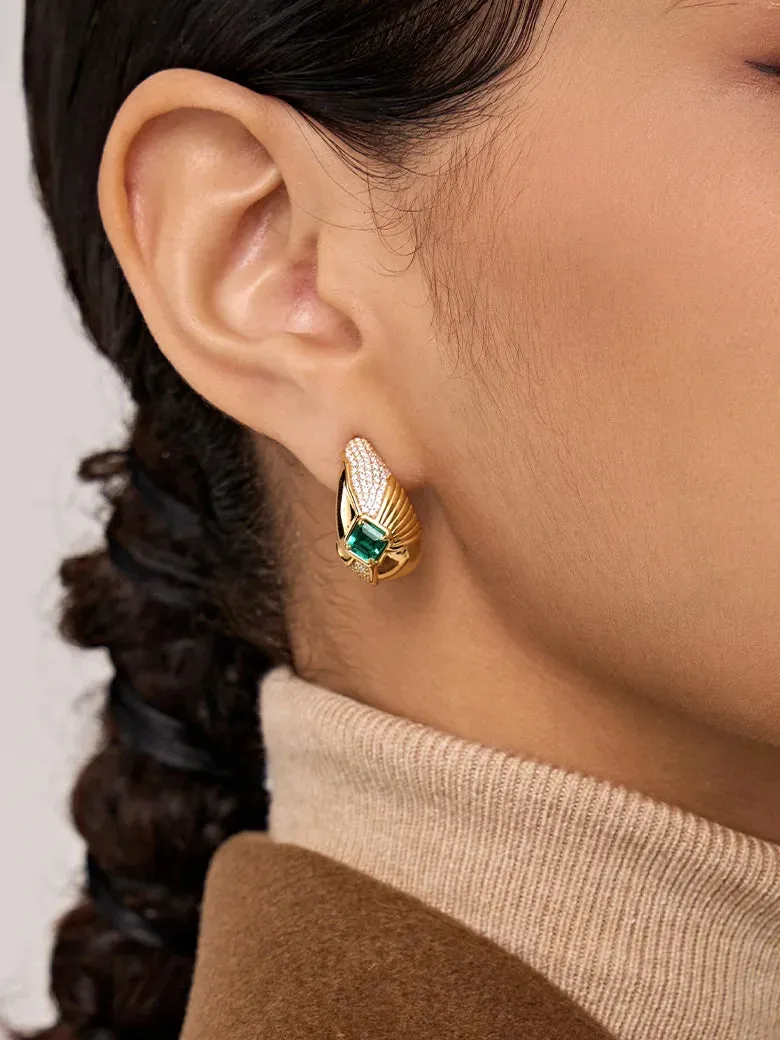 Luxe Emerald Earrings Total 2.6 Carat