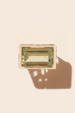 Poppy Signet Ring in Green Amethyst