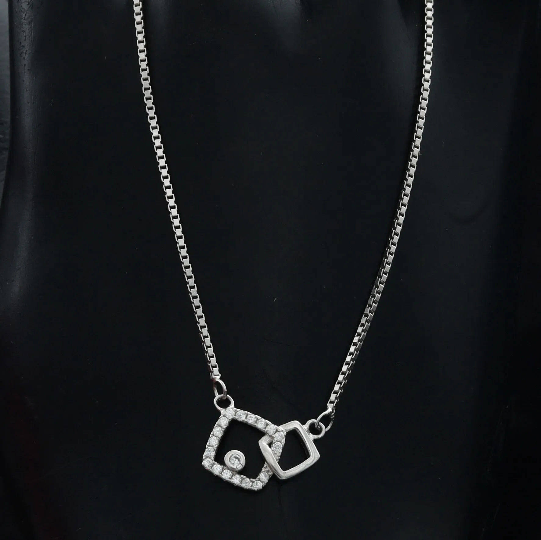 Pure 925 Hallmarked Pendant 8056-22