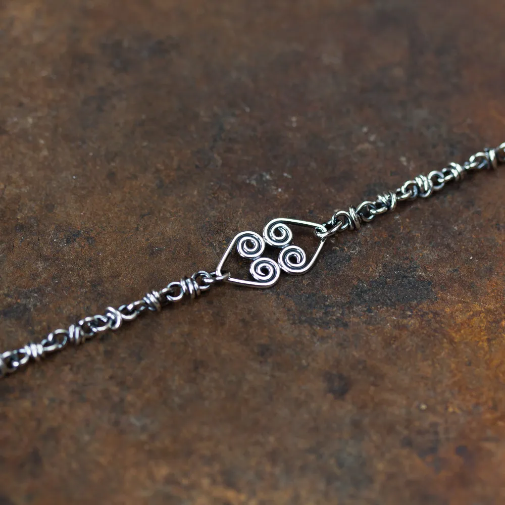 Silver Chain Bracelet With Celtic Hearts Ornament
